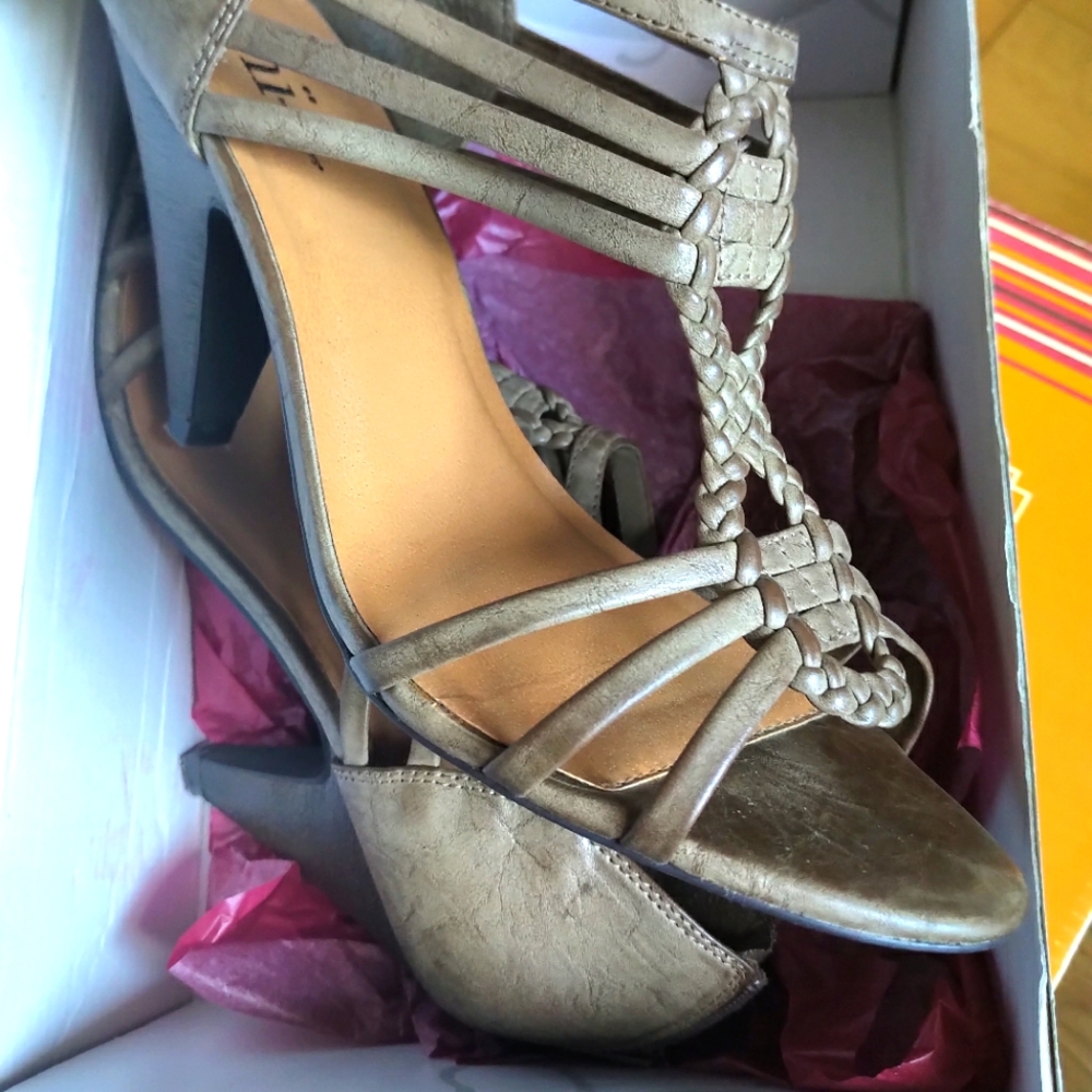 Taupe/Grey Open-toe Sandals
